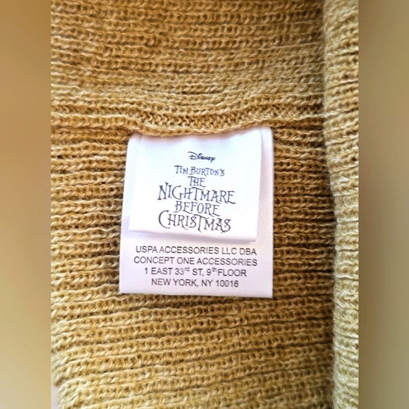 NEW LOT of 2 Disney NBC Khaki Oogie Boogie Beanie Cap Hat & Metal Keychain - Picture 6 of 7